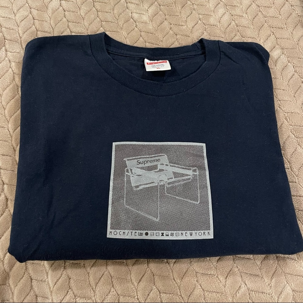 Supreme SS18 chair t-shirt